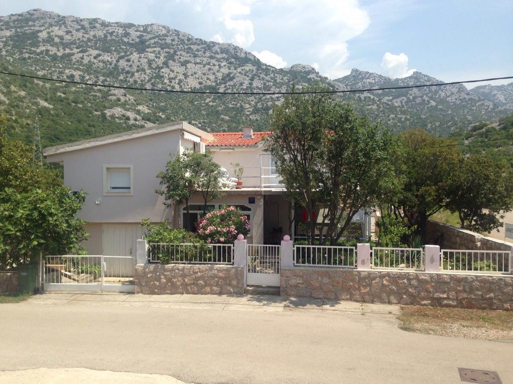 Apartments Tea Karlobag Exterior foto